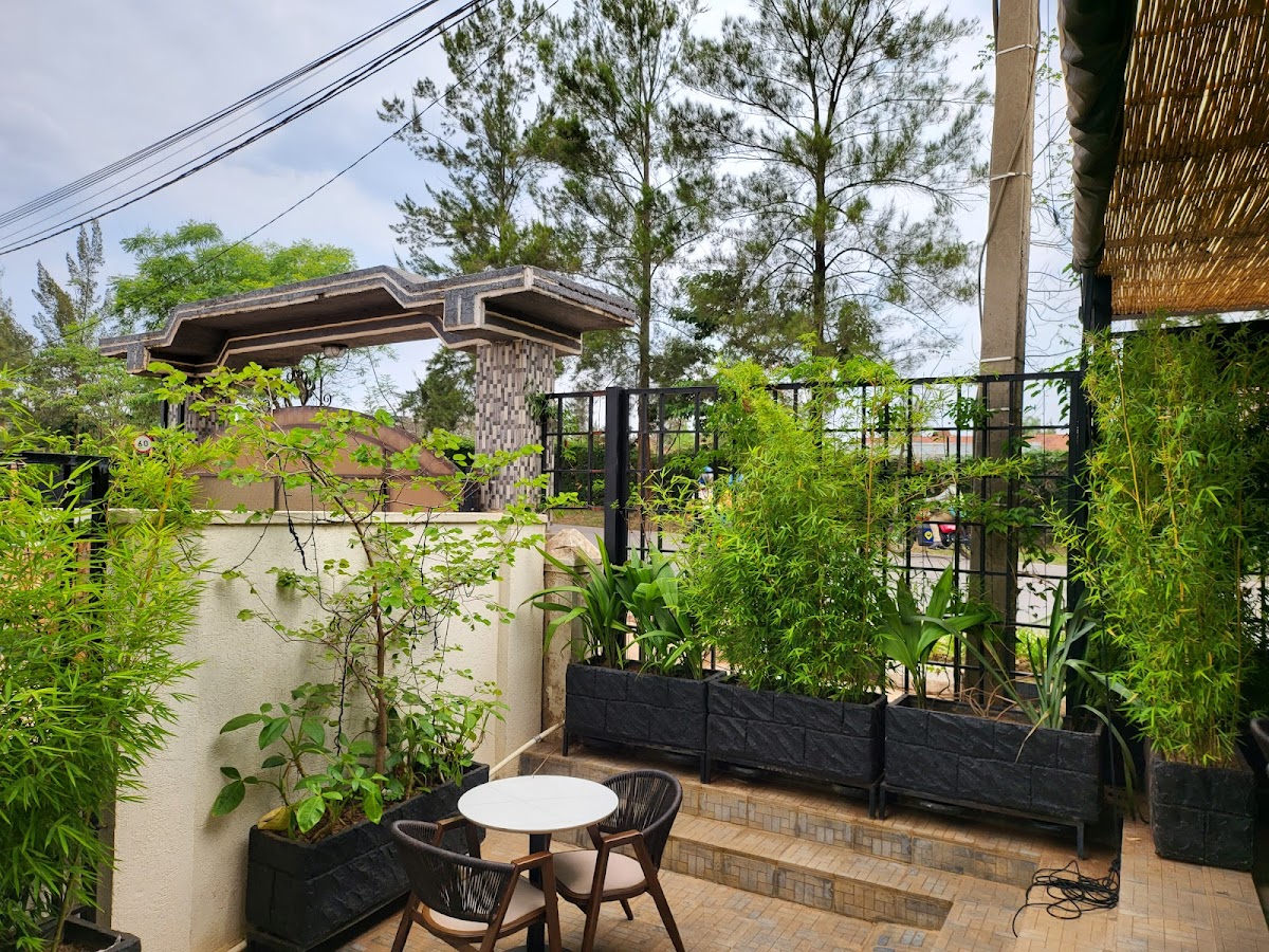 Mukati na Butta Café