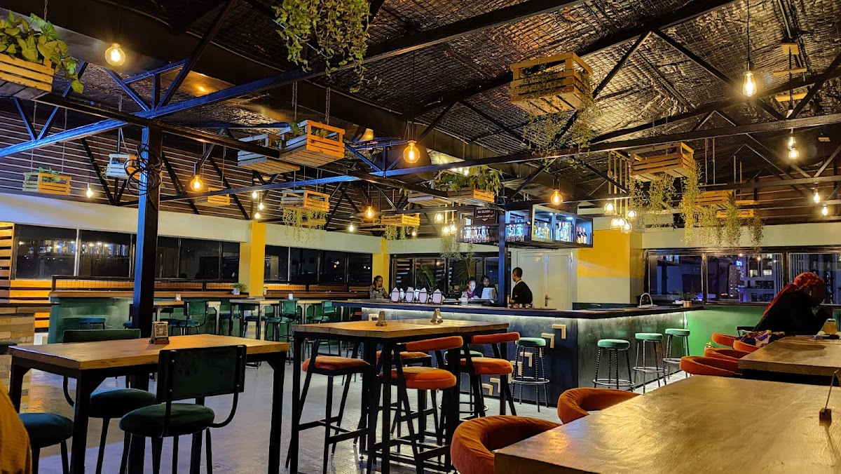 Bicu Lounge